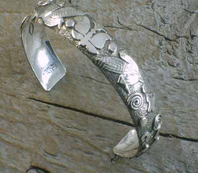 Petroglyph Native American Jewelry /Cuff Bracelet - sz 7